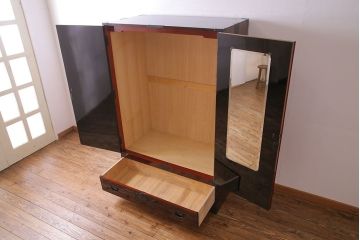 仙台箪笥　渡辺家具店　鏡のような木地呂塗りの上品なワードローブ(洋服ダンス、キャビネット)(定価110万)