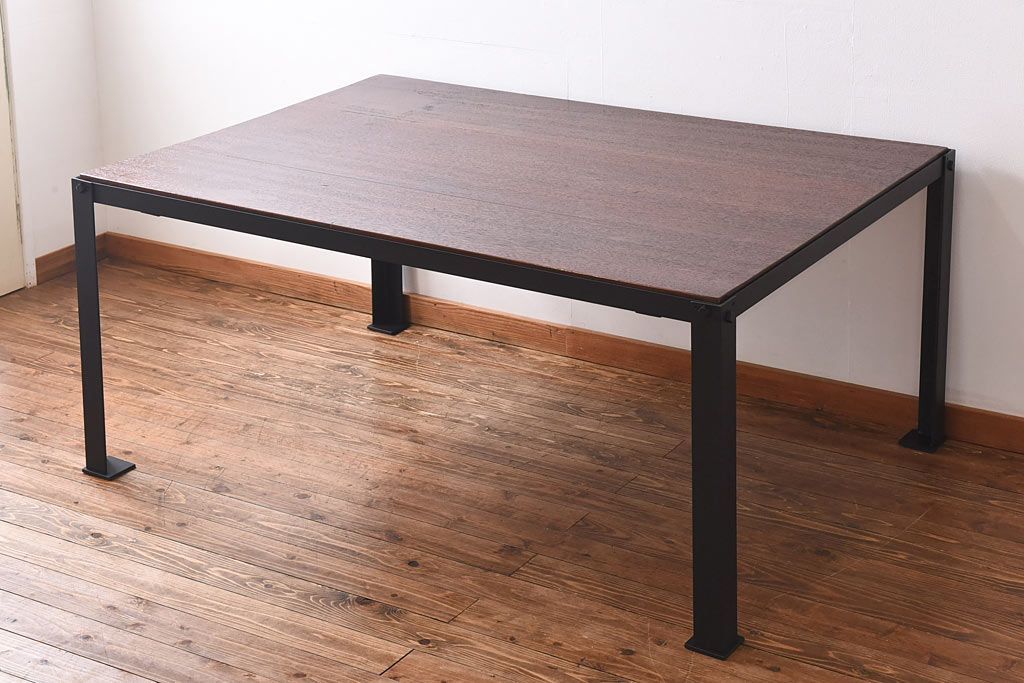アンティーク家具　昭和中期　インダストリアルな鉄脚ダイニングテーブル(作業台)