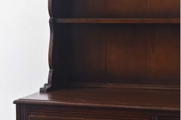 ヴィンテージ家具　イギリスビンテージ　オーク材　素朴な雰囲気が魅力のカップボード(食器棚、飾り棚)