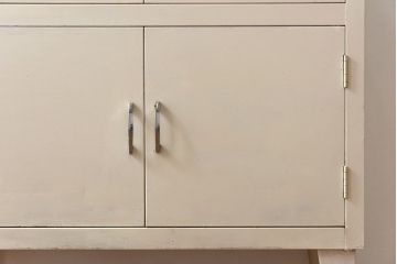 アンティーク家具　【展示品】和製アンティーク　オリジナルペイントが可愛らしいケビント(ガラスケース、収納棚、飾り棚)