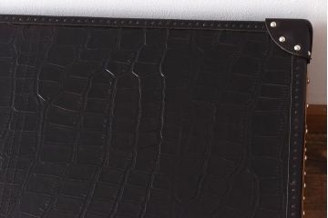 中古　イギリス家具　HALO(ハロ)　SLAB(スラブ) ビッグクロコネロ　コーヒーテーブル(定価約20万円)