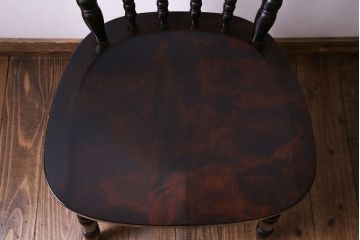 中古美品　北海道民芸家具　HM626　樺材　華やかな印象のダイニングチェア(椅子、ウィンザーチェア、ワークチェア、ウインザーチェア)(定価約7万円)(1)