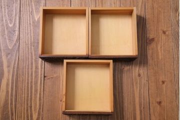 ヴィンテージ家具　ビンテージ　伝統工芸 軽井沢彫りの小引き出し