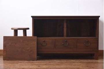 レトロ家具　昭和レトロ　温かな味わいのあるリメイク時代箪笥ローボード(サイドチェスト、戸棚)