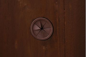 レトロ家具　昭和レトロ　温かな味わいのあるリメイク時代箪笥ローボード(サイドチェスト、戸棚)