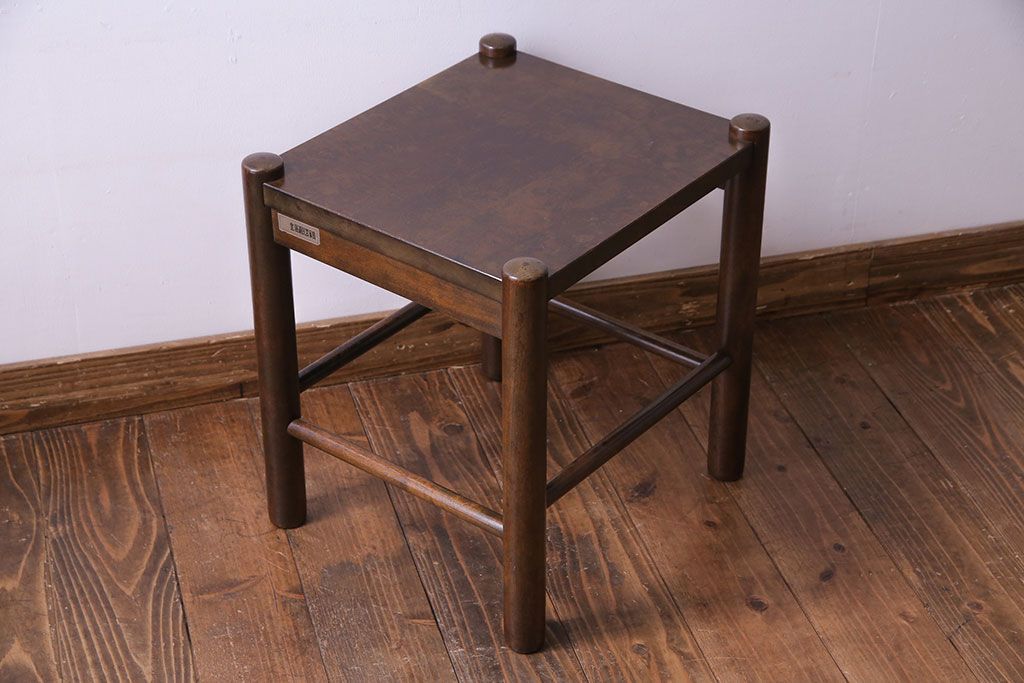 アンティーク雑貨　ビンテージ　北海道民芸家具　シンプルな小振りのサイドテーブル(花台)