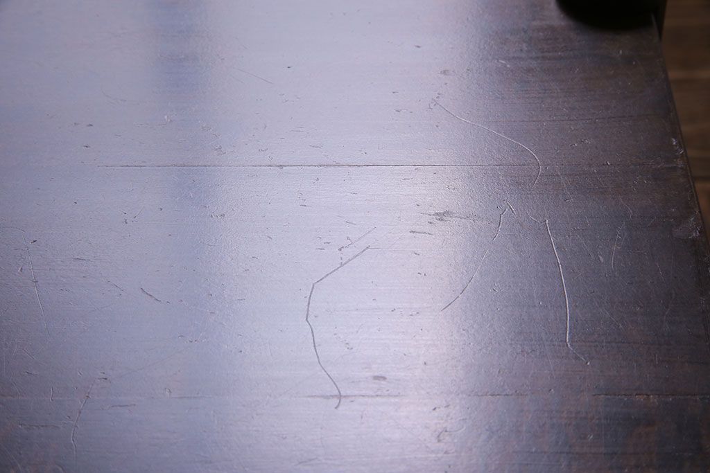 アンティーク雑貨　ビンテージ　北海道民芸家具　シンプルな小振りのサイドテーブル(花台)