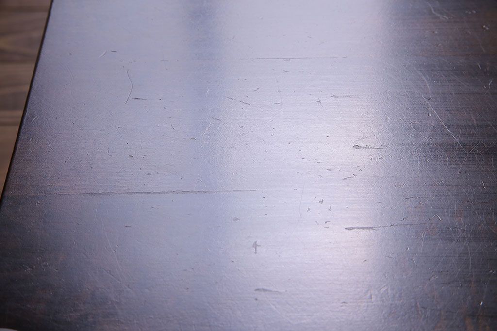 アンティーク雑貨　ビンテージ　北海道民芸家具　シンプルな小振りのサイドテーブル(花台)