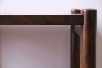 アンティーク雑貨　ビンテージ　北海道民芸家具　シンプルな小振りのサイドテーブル(花台)