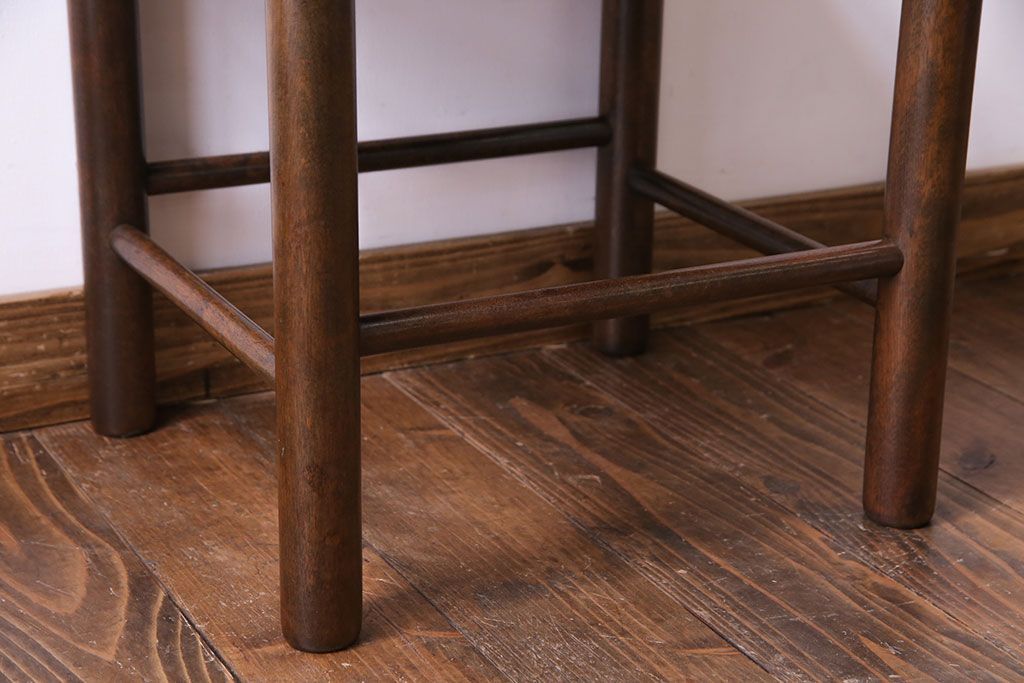 アンティーク雑貨　ビンテージ　北海道民芸家具　シンプルな小振りのサイドテーブル(花台)