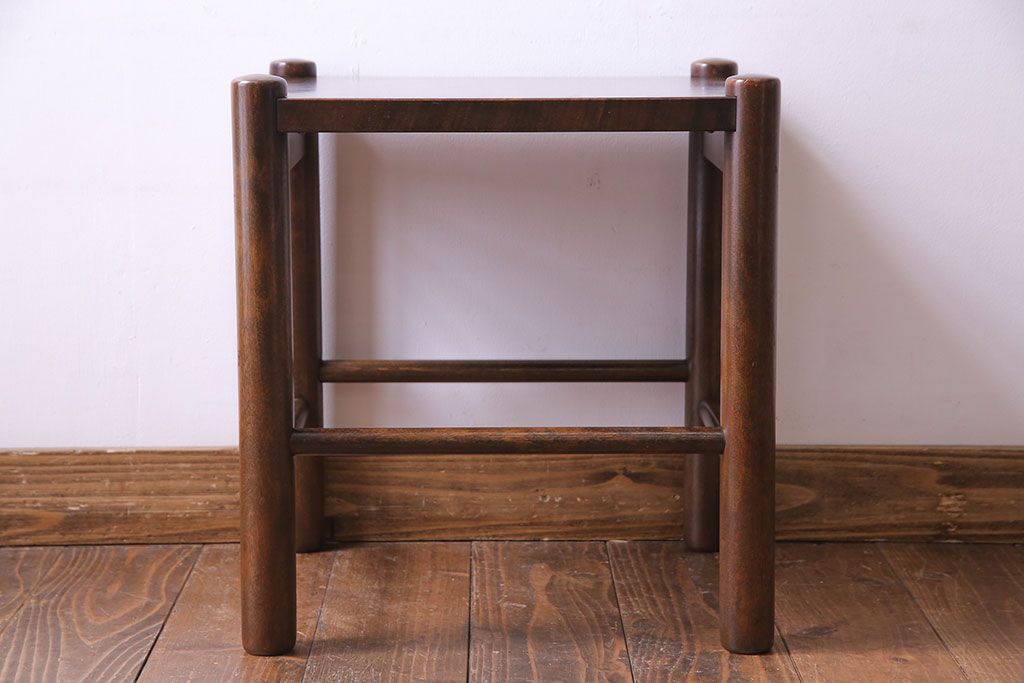 アンティーク雑貨　ビンテージ　北海道民芸家具　シンプルな小振りのサイドテーブル(花台)