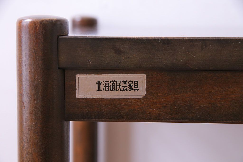 アンティーク雑貨　ビンテージ　北海道民芸家具　シンプルな小振りのサイドテーブル(花台)