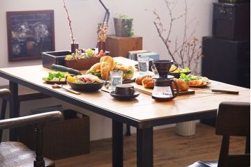 ラフジュ工房オリジナル　天板無塗装のダイニングテーブル(作業台、鉄脚テーブル、4人掛け)(R-028611)