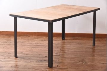 ラフジュ工房オリジナル　天板無塗装のダイニングテーブル(作業台、鉄脚テーブル、4人掛け)(R-028611)