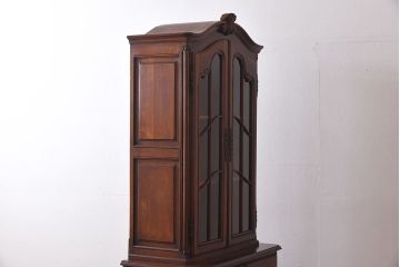 【S様ご成約済み】フランスビンテージ　オーク材　優雅な雰囲気漂う小振りなキャビネット(飾り棚、収納棚、本箱)