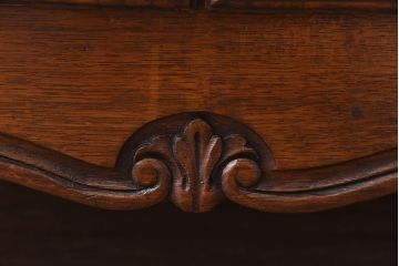 【S様ご成約済み】フランスビンテージ　オーク材　優雅な雰囲気漂う小振りなキャビネット(飾り棚、収納棚、本箱)