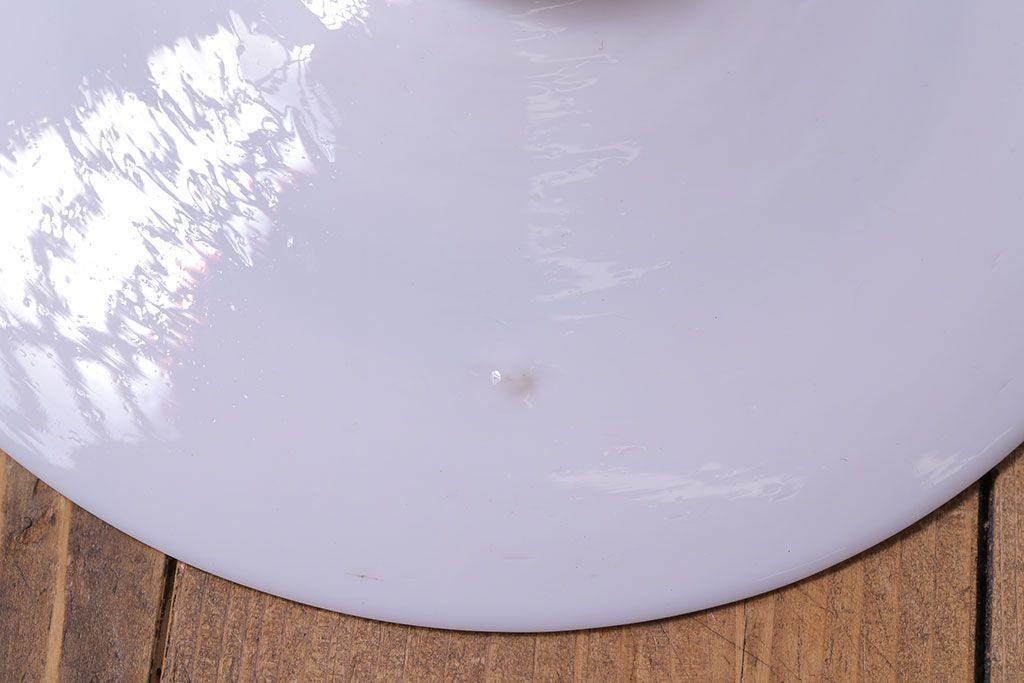 昭和期　懐かしい雰囲気漂うシンプルな平笠シェード(電笠、吊り下げ照明、ペンダントライト)