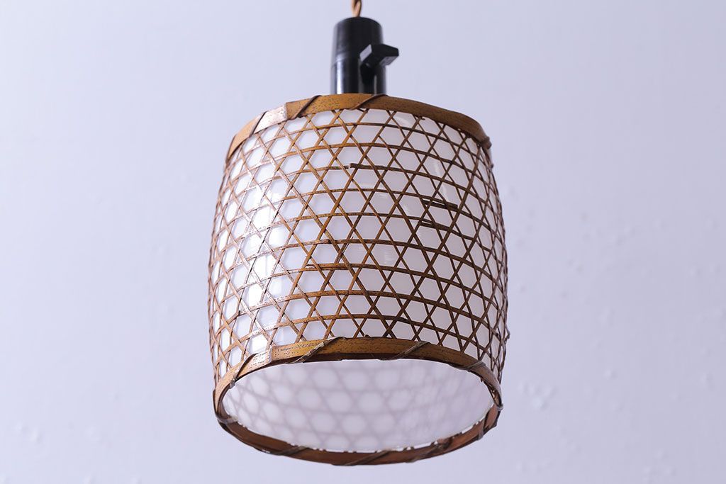 昭和レトロ　和の雰囲気が高まる籠モチーフのペンダントライト(シェード、吊り下げ照明、天井照明)
