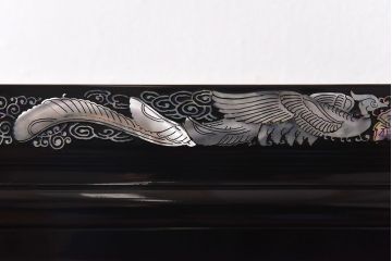 中古　韓国　螺鈿細工　高級品　華やかな重ね茶棚(飾り棚、四方棚)(定価約100万円)