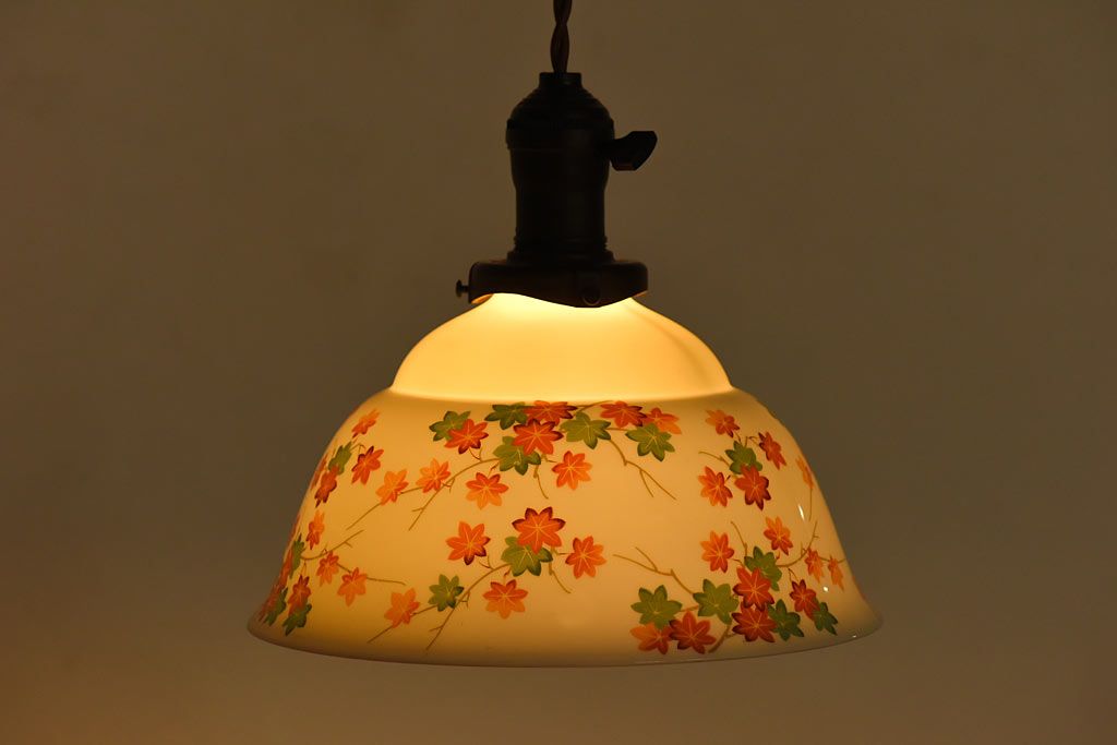 オールドノリタケ(則武、日本陶器)　紅葉が愛らしい電灯笠(シェード、ペンダントライト、吊り下げ照明)