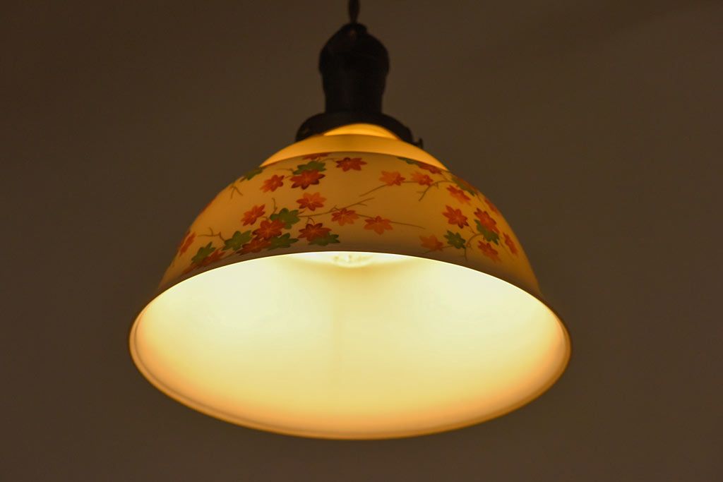 オールドノリタケ(則武、日本陶器)　紅葉が愛らしい電灯笠(シェード、ペンダントライト、吊り下げ照明)