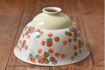 オールドノリタケ(則武、日本陶器)　紅葉が愛らしい電灯笠(シェード、ペンダントライト、吊り下げ照明)