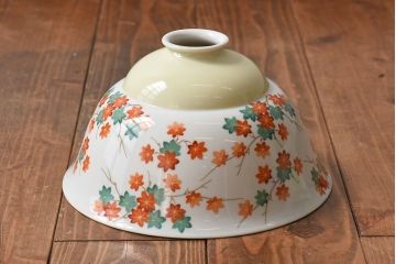 オールドノリタケ(則武、日本陶器)　紅葉が愛らしい電灯笠(シェード、ペンダントライト、吊り下げ照明)