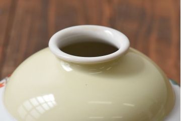 オールドノリタケ(則武、日本陶器)　紅葉が愛らしい電灯笠(シェード、ペンダントライト、吊り下げ照明)