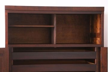 中古美品　松本民芸家具　直線的なデザインが美しいD型和タンス(箪笥、チェスト)(定価約54万円)