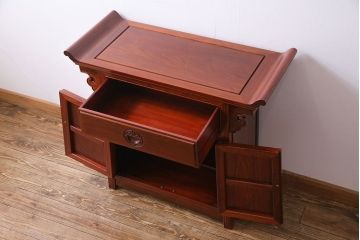 アンティーク家具　唐木　花梨材　赤みがかった色合いが美しいサイドテーブル(チェスト、収納棚、カリン材)