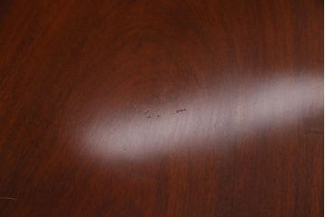アンティーク家具　唐木　花梨材　赤みがかった色合いが美しいサイドテーブル(チェスト、収納棚、カリン材)