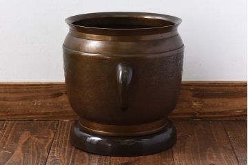 アンティーク雑貨　和製アンティーク　上手物　紋入りで風格のある耳付銅火鉢(鉢カバー、ディスプレイ)(R-028644)(3)
