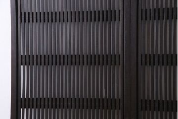 和製アンティーク　裏ガラス入り　和モダンな総ケヤキの格子戸(引き戸、建具)2枚セット