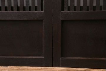 和製アンティーク　裏ガラス入り　和モダンな総ケヤキの格子戸(引き戸、建具)2枚セット