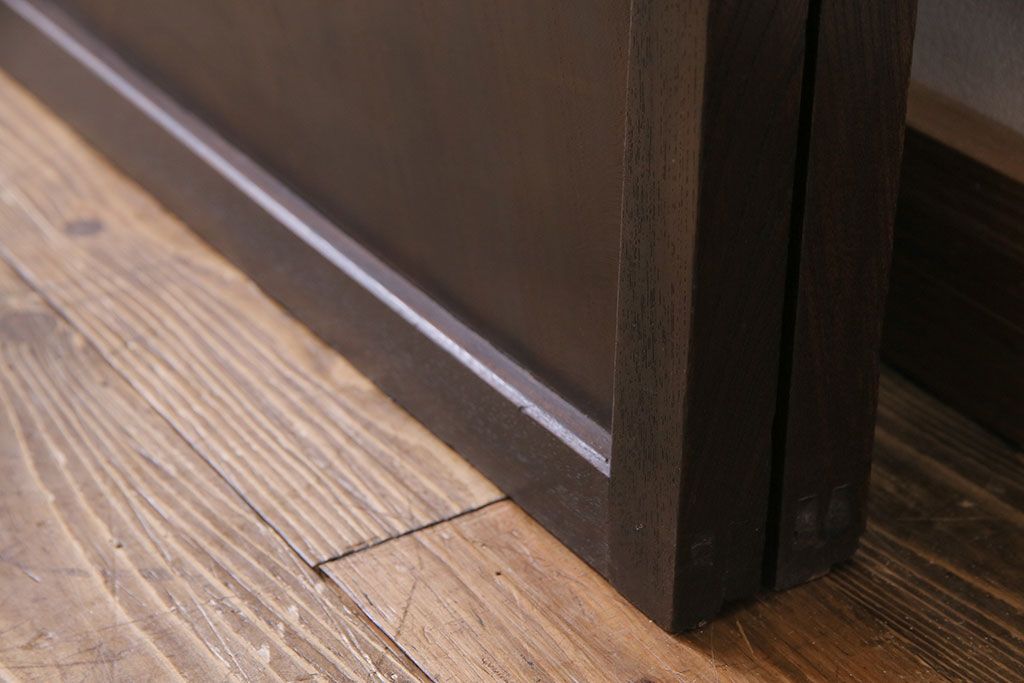 和製アンティーク　裏ガラス入り　和モダンな総ケヤキの格子戸(引き戸、建具)2枚セット