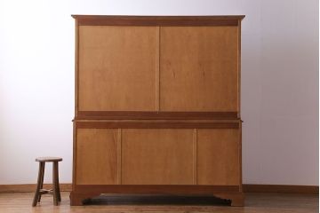 中古美品　横浜ダニエル(daniel)　A-213　飾り棚(食器棚、カップボード、キャビネット)(定価約120万円)(1)