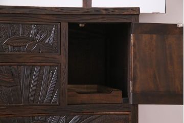 ヴィンテージ家具　ビンテージ　伝統工芸軽井沢彫り　上品な彫りの小振りなドレッシングチェスト(三面鏡、鏡台、ドレッサー)