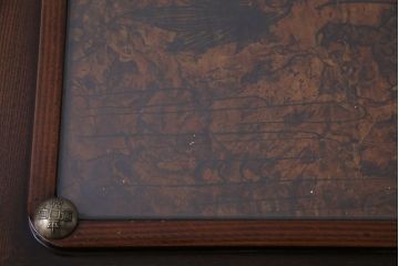 アンティーク雑貨　中古　海外製　ニレ材　重厚な佇まいが目を引くトランクケース(衣装箱、銭箱、センターテーブル)(定価約20万円)