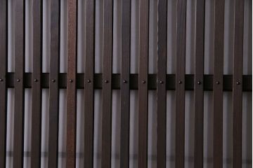和製アンティーク　細い桟が美しい裏障子付き格子戸(建具、引き戸、ガラス帯戸)