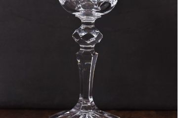 アンティーク雑貨　カットグラスが優美にきらめくワイングラス(酒器)2個セット