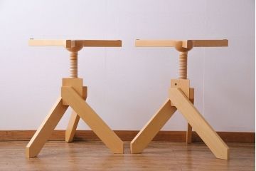 中古美品　Cassina(カッシーナ)　VIDUN(ヴィドゥン)ガラステーブル(ダイニングテーブル)(定価約58万円)