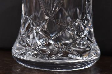 アンティーク雑貨　上品な雰囲気漂うカットガラスのデキャンタ(酒器、水差し)