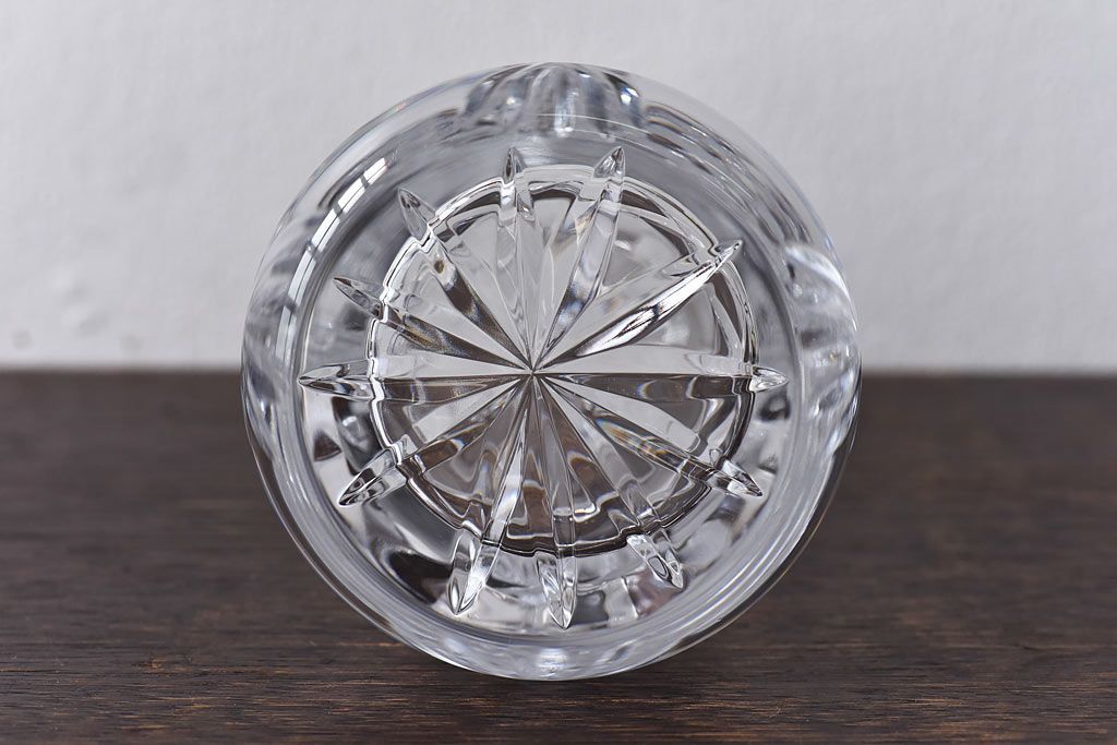 アンティーク雑貨　上品な雰囲気漂うカットガラスのデキャンタ(酒器、水差し)