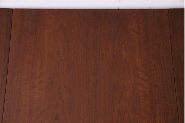 ヴィンテージ家具　北欧ビンテージ　チーク材　すっきりとしたシルエットがおしゃれなバタフライテーブル(サイドテーブル)