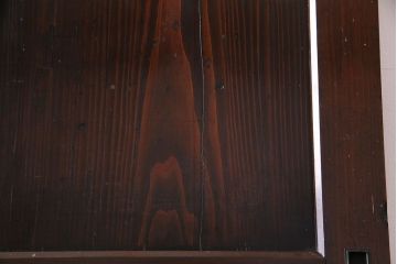 和製アンティーク　濃くて深い色合いが情緒を漂わせる板戸1枚(引き戸、建具)