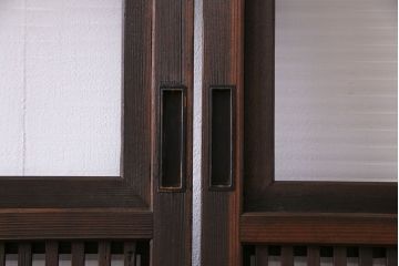 和製アンティーク　細い桟が美しい裏障子付き格子戸(建具、引き戸、ガラス帯戸)2枚組