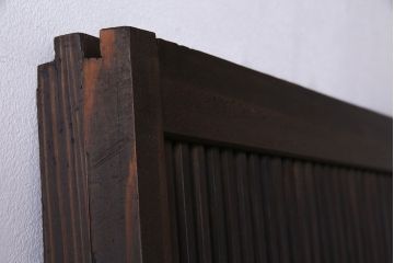和製アンティーク　細い桟が美しい裏障子付き格子戸(建具、引き戸、ガラス帯戸)2枚組