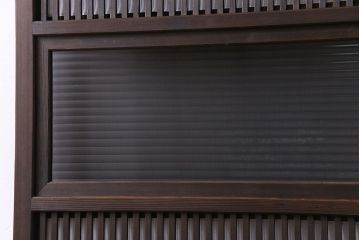和製アンティーク　細い桟が美しい裏障子付き格子戸(建具、引き戸、ガラス帯戸)2枚組