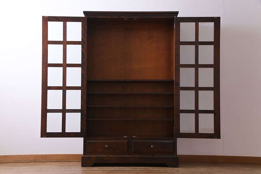 中古　美品　北海道民芸家具　収納力抜群のシックなブックケース(本箱、収納棚、戸棚)(定価41万円)