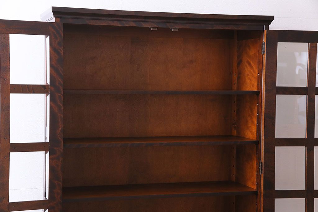 中古　美品　北海道民芸家具　収納力抜群のシックなブックケース(本箱、収納棚、戸棚)(定価41万円)